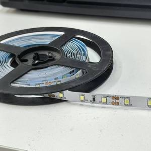 Bande LED SMD 2835 DC12V/24V IP20, PCB double couche, largeur 8/10mm, garantie 3 ans, bande flexible pour intérieur, café, bureau - Product Image 3