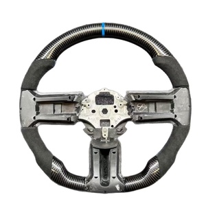 Pour Ford Mustang, volant en fibre de carbone, couvre-volant LCI, amélioration de la direction, accessoires auto - Product Image 1