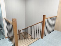WTH5009 Garde-corps d'escalier sans cadre en fer noir mat sur mesure, résistant à l'eau et à la rouille, design moderne, application villa 950H
