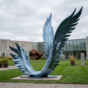 Sculpture d'aile abstraite en acier inoxydable, miroir personnalisé, ornement créatif creux en forme de queue de phénix - Product Image 1