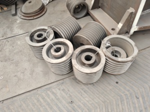 Concasseur à mâchoires double à levier classique Reborn PE-500 *750 avec moteur et roulement, capacité max. 110 t/h pour l'exploitation minière et la construction - Product Image 4