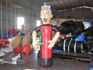 Inflable de Abraham y Sara de los Países Bajos con Dimensiones de Más de 3.6 m y Bomba de Aire Eléctrica para Eventos Publicitarios - Product Image 4