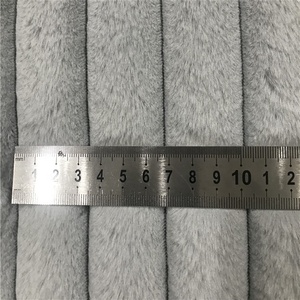 <span class=keywords><strong>Tissu</strong></span> Jacquard 100% Polyester PV à rayures en peluche, <span class=keywords><strong>fausse</strong></span> <span class=keywords><strong>fourrure</strong></span> de lapin, <span class=keywords><strong>tissu</strong></span> Jacquard bon marché, vente en gros - Product Image 4