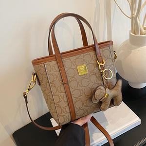 Bolso cuadrado de moda vintage exquisito para mujer, bolso de mano de cuero minimalista personalizado, impermeable, bandolera de un solo hombro - Product Image 3