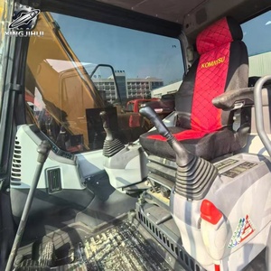Excavatrice sur chenilles Komatsu 130 d'occasion, 13 tonnes, godet de 0,6 m³, marque japonaise d'origine, excavatrice de construction de taille moyenne, faible nombre d'heures, bon état - Product Image 4