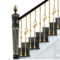 Colonnes d'escalier en alliage d'aluminium MEIXI personnalisables, durables, de style moderne, avec garde-corps en cristal noir et balustrades en laiton