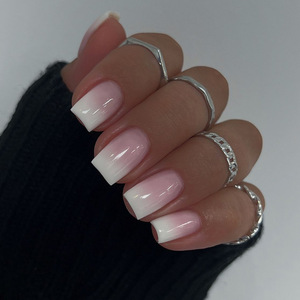 Nuevo Producto: <span class=keywords><strong>Uñas</strong></span> Postizas Minimalistas en Degradado Rosa <span class=keywords><strong>y</strong></span> Blanco, Forma Cuadrada Corta, Adhesivas, Simples <span class=keywords><strong>y</strong></span> <span class=keywords><strong>Elegantes</strong></span> - Product Image 1