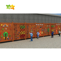 Aire de jeux intérieure créative Mur d'escalade Jeux pour enfants Équipement mural d'escalade