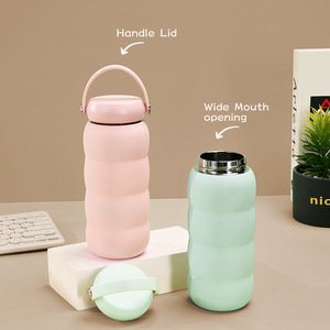 2026 Luxury 600ml 21oz Wavy Stainless Steel Vacuum Bottle Custom Logo <b>Insulated</b> <b>Flask</b> Handle Matte Pastel Eco-Friendly Travel - Product Image 3