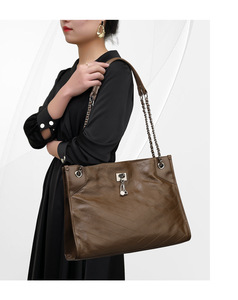 Bolso Bandolera de Cuero Genuino de Gran Capacidad, Estilo Vintage, para Mujer - Product Image 3