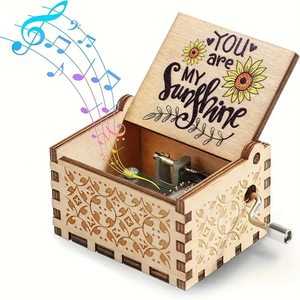 Boîte à musique en bois à manivelle manuelle, mélodie You Are My Sunshine, gravée au laser, cadeau décoratif pour les anniversaires et les occasions festives - Product Image 3