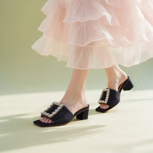 Nuevos Estilos de Sandalias Elegantes para Mujer, Color Verde/Negro/Blanco, con Pedrería, Estilo Veraniego, Cómodas, con Tacón Grueso y Plataforma - Product Image 4