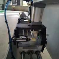 Sierra de corte automática para conectores de esquina de aluminio para ventanas con rotura de puente térmico, con motor de 3.0KW de potencia