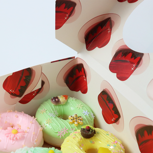 Boîte à gâteaux en papier personnalisée avec fenêtre en forme de <span class=keywords><strong>cœur</strong></span> Boîte à emporter Cookies Sweet Donuts Box - Product Image 3