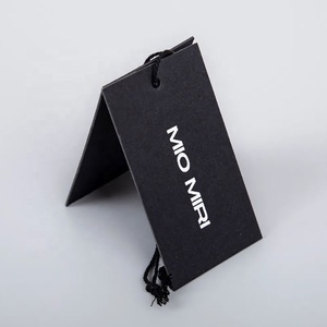 Individuelle UV-beständige dicke schwarze Karton-Preisschilder für Kleidung, Materialpapier, Anhängeetiketten, Zertifikate, Taschen, Geräte, Spielzeug, Markenetiketten - Product Image 2