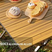 Table de camping pliable en aluminium OEM/ODM pour l'extérieur, ultra-légère avec sac de transport pour la plage, le pique-nique, le barbecue et l'utilisation en bateau