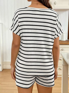 Disponibile Set <span class=keywords><strong>Premaman</strong></span> a Righe 2 Pezzi, Top a Maniche Corte e <span class=keywords><strong>Pantaloncini</strong></span> con Vita Regolabile, Completo Casual Estivo - Product Image 6