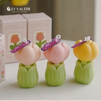 Lilin Aromaterapi Kedelai Buatan Tangan Grosir |   Lilin Mewah Bentuk Bunga Lilin Tulip dengan Aroma Kustom Tahan Lama