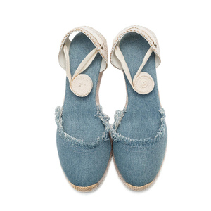 <span class=keywords><strong>Espadrilles</strong></span> <span class=keywords><strong>compensées</strong></span> en jean bleu pour femme, avec bordure effilochée, empeigne en jean, lanière de cheville assortie et semelle compensée en jute tressée, sandales d'été confortables - Product Image 3