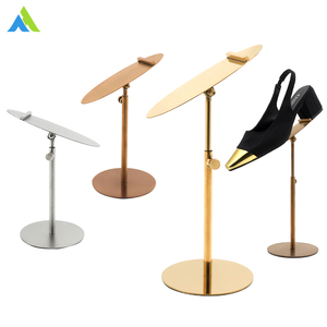 Paslanmaz çelik çevre dostu ayakkabı rafı alışveriş merkezi vitrininde giysi ekranları iç<span class=keywords><strong>in</strong></span> ayarlanabilir Modern ekran standı - Product Image 4