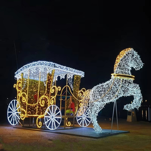 Luce Decorativa Natalizia da Esterno Personalizzata Grande IP65 a Forma di Carrozza con Cavalli 3D LED Ricaricabile Dimmerabile Alimentata a Corrente Alternata 50000 - Product Image 1