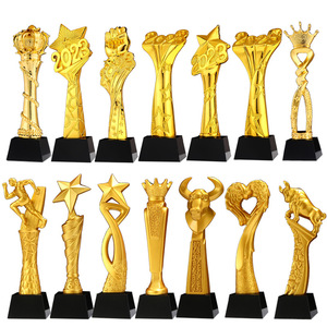 Trophée en cristal Ding Ai personnalisé en forme de pouce, récompense pour réunion annuelle, étoile à cinq branches en résine et métal, cadeau d'affaires créatif - Product Image 3