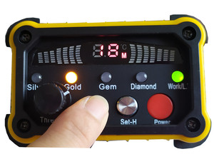 金の宝石と鉱物用の新しいGR-100MINIポータブル金属探知機長距離キング探知機 - Product Image 3