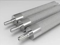 Rouleau porteur en acier inoxydable usiné CNC / Haute rigidité pour systèmes de convoyeurs à bande