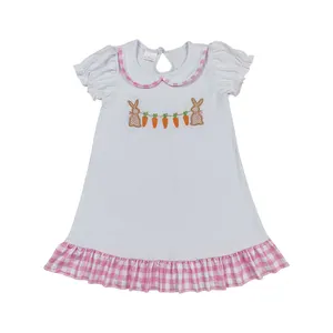 GSD0609 tavşan ve havuç nakış bebek giysileri çocuklar elbise pembe kontrol ruffles çocuk giyim bebek kız elbiseler