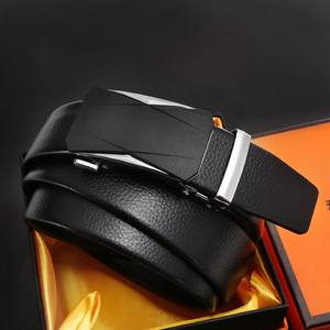 Nouvelle ceinture à boucle pour homme, décontractée, avec boucle automatique en fer, bordure en similicuir, vente directe d'usine, ceintures en PU et plastique - Product Image 3