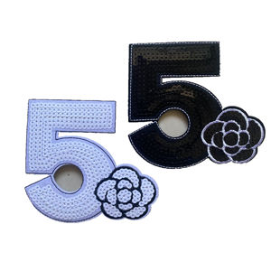 新しい創造的なスパンコールパッチは衣服の付属品のためにアイロンをかけることができます。No.5ローズスパンコール布パッチ - Product Image 1