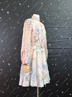 ODM/OEM Vintage Tierdruck Stehkragen Laternenärmel Gürtel Polyester A-Linie Knielang Rock Kleid Frühling