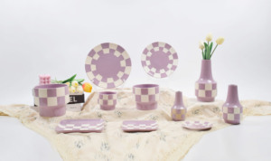 El más nuevo juego <span class=keywords><strong>de</strong></span> vajilla <span class=keywords><strong>de</strong></span> porcelana <span class=keywords><strong>de</strong></span> estilo 2024, plato <span class=keywords><strong>de</strong></span> cerámica, tarro <span class=keywords><strong>de</strong></span> leche <span class=keywords><strong>de</strong></span> cerámica y tarro <span class=keywords><strong>de</strong></span> almacenamiento con <span class=keywords><strong>pintura</strong></span> a mano para el hogar usado - Product Image 4