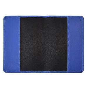 Conjunto de viaje personalizado de cuero falso para pasaporte y etiqueta de equipaje - Product Image 3