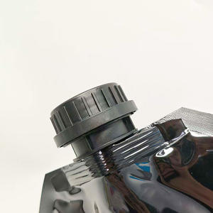 Bolsa con Boquilla de 3L, 5L, 10L, Negra Brillante, Portátil, Reciclable, Segura, para Recubrimientos, Aerosoles, Líquidos Químicos - Product Image 2