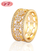 Vente en gros de bagues en or et en cuivre à la mode, bijoux en zircon, bague de fiançailles en pierres précieuses pour femmes