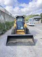 Minipala Gommata Cat 246D Originale ad Alta Potenza e Flessibilità per Edilizia, Agricoltura e Lavori di Terra