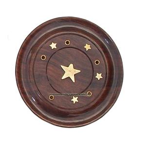 Plato Redondo de Madera Hecho a Mano para Incienso, Ecológico, Recolector de Cenizas con Incrustaciones de Latón en Forma de Estrella para Varillas de Incienso - Product Image 1