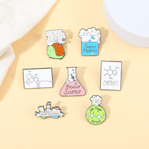 20 Stile Wissenschaftler Emaille-Anstecknadeln Individuelle Molekular-Broschen Ich Bin Sehr Interessiert in Wissenschaft Anstecknadeln Gemischte Emaille-Pins Metallhandwerk - Product Image 1