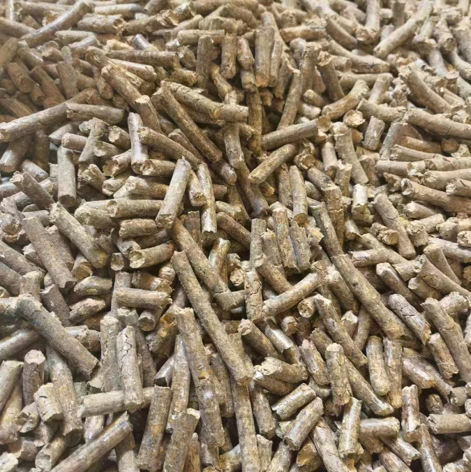 Пеллеты огненной древесины диаметром 6 мм стандарта A1 EN