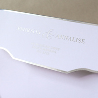 Vente en gros de papier de style élégant couverture rigide de 2mm d'épaisseur invitation en acrylique transparent feuille d'or invitations de luxe couverture rigide