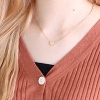 Collier pendentif tendance lune et étoile, bijoux de type breloques, collier en acier inoxydable pour filles et femmes