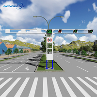 Poteau de signalisation routière personnalisé par le fabricant pour l'extérieur, 6M, 7M, 8M, avec bras de support 6M, 8M, 9M, 10M, équipé de feux de signalisation 300mm, 400mm