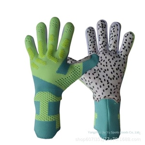 Nouveaux gants <span class=keywords><strong>de</strong></span> <span class=keywords><strong>gardien</strong></span> <span class=keywords><strong>de</strong></span> <span class=keywords><strong>but</strong></span> <span class=keywords><strong>de</strong></span> football unisexe pour adolescents en latex respirant résistant à l'usure antidérapant <span class=keywords><strong>Protection</strong></span> du pouce des doigts pour l'entraînement - Product Image 6