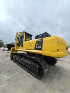 Excavadora de cadenas pesada Komatsu PC400-8 de 40 toneladas, usada en buen estado, para minería e infraestructura vial, en venta. - Product Image 5