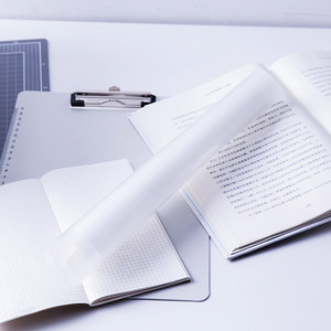 Deli Laminating Film A3 303x426mm Transparent Glossy PET Protective For Photo Frame - Product Image 3