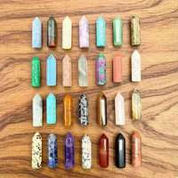 Vente en gros : Tour de cristal de guérison 32*8mm, baguette de cristal naturel multicolore mélangé (quartz rose, améthyste)