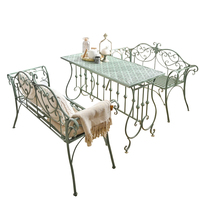 Ensemble de mobilier d'extérieur moderne nordique Table basse trois pièces chaise de balcon loisirs romantiques français durables pour terrasse