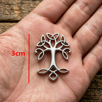 Collier pendentif croix celtique en acier inoxydable, bijou croix tressée irlandaise, amulette cadeau pour hommes et femmes