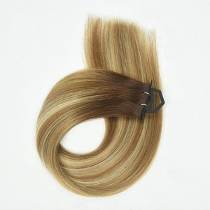 Натуральные светлые русские бесшовные плоские волосы для наращивания волос для белых женщин Циндао впрыскиваемые плоские уточные волосы - Product Image 2